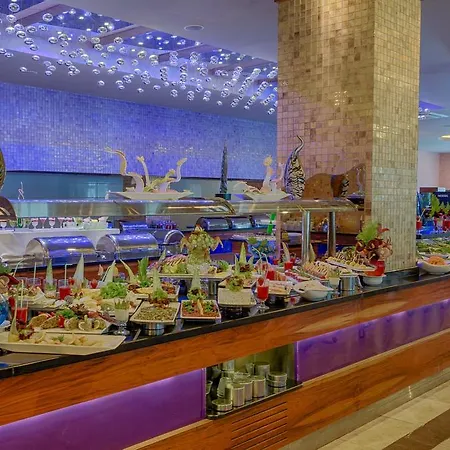 호텔 Golden Rock 말마리스