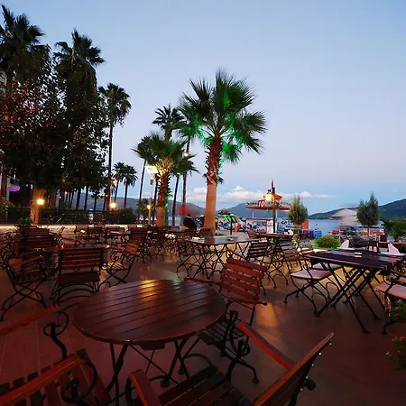 Golden Rock Otel 5*