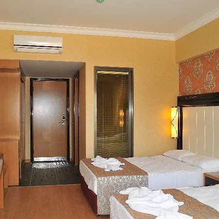 Golden Rock Μαρμαρίς