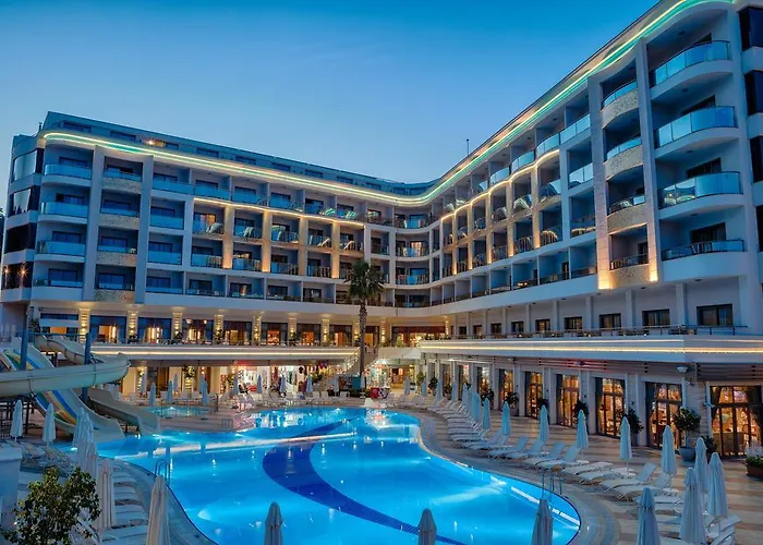 Golden Rock Szálloda 5*