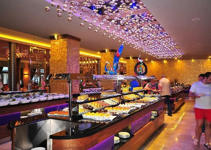 Golden Rock Szálloda 5*