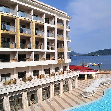 فندق جولدن روك بيتش 5*